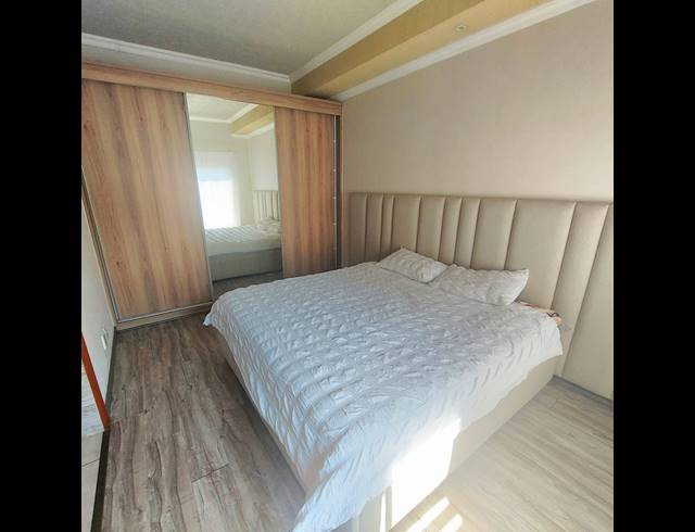 2 bed property to rent in RAVENSWOOD